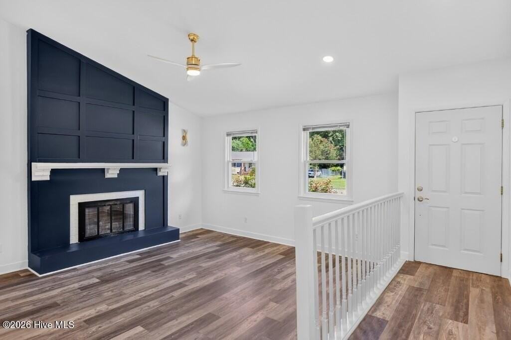 214 Cambridge Ct #214 - Photo 2 of 20