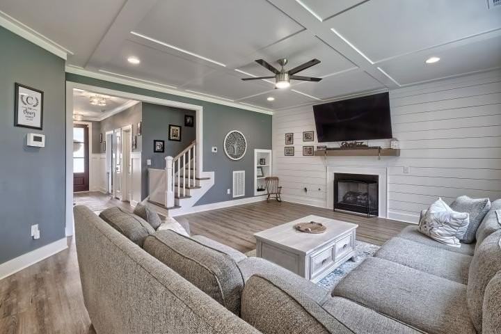 109 Magnolia Petal Dr - Photo 7 of 37