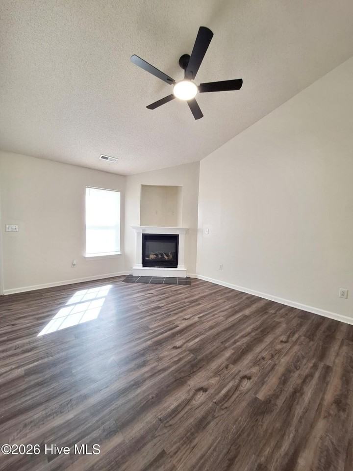 3600 Palmer Dr #B - Photo 3 of 9