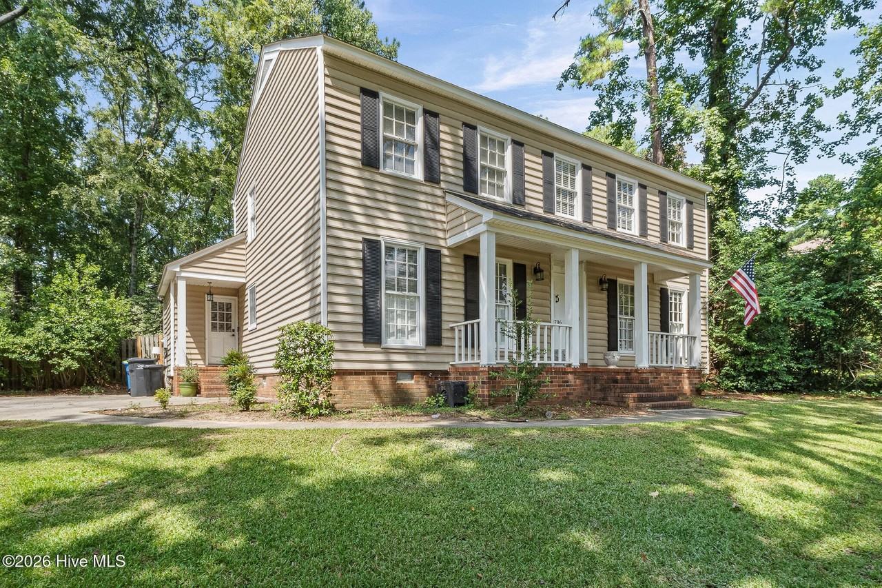 2706 Kipling Dr - Photo 2 of 29