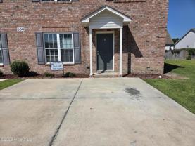 500 Hillshade Ct #B - Photo 1 of 1