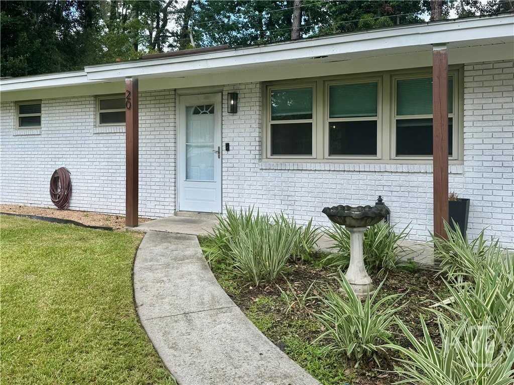 20 Catherine Cir - Photo 2 of 23