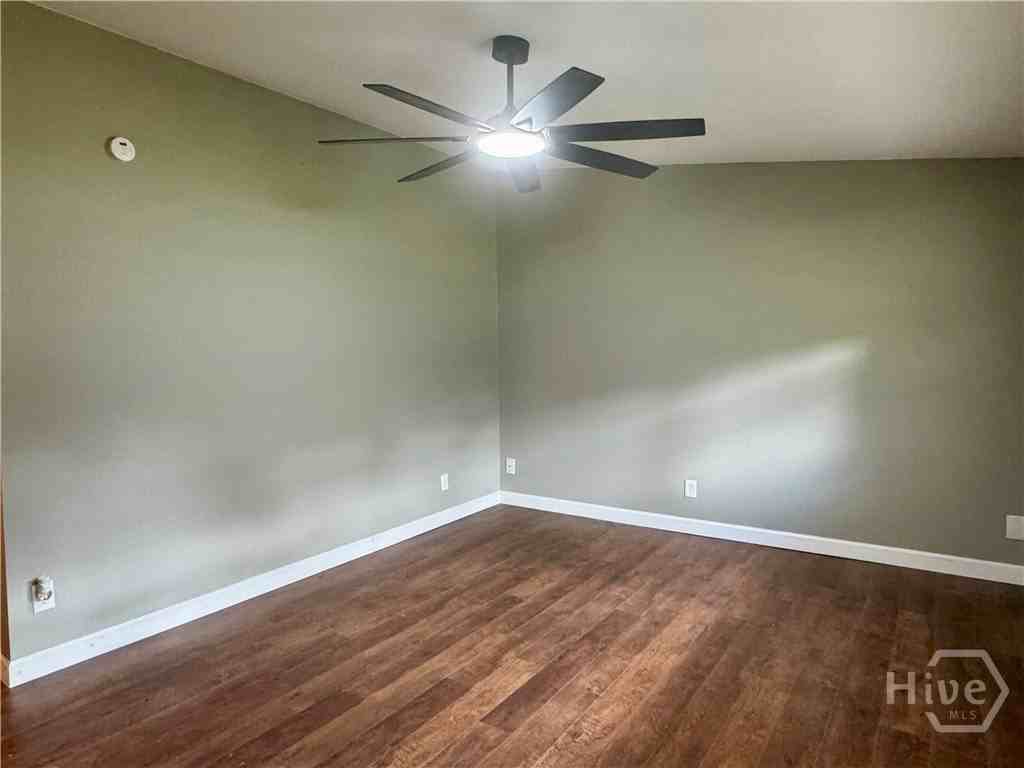 20 Catherine Cir - Photo 5 of 23