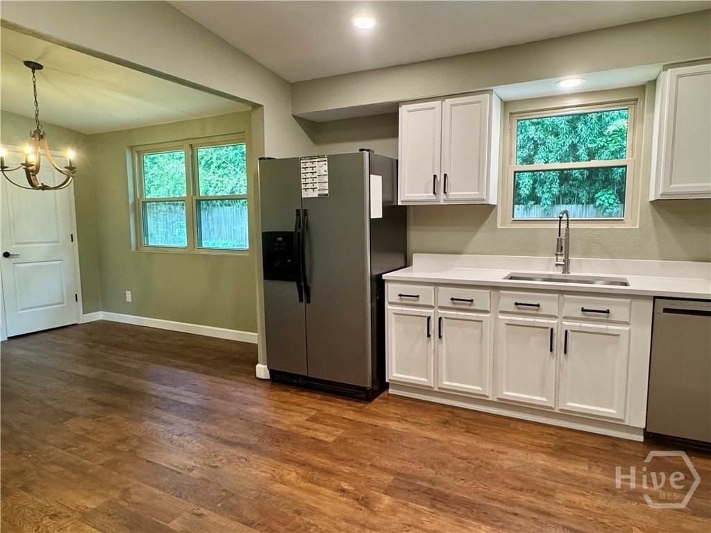 20 Catherine Cir - Photo 7 of 23