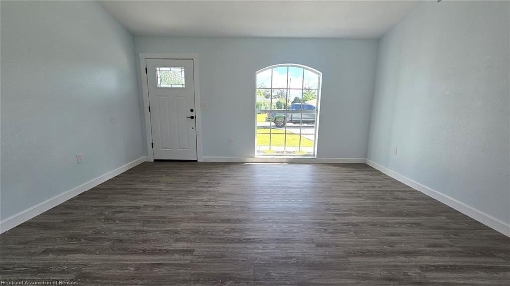5201 Diamond Dr - Photo 4 of 20
