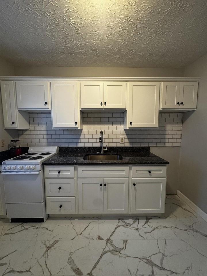 148 Shawnee Pl #2 - Photo 6 of 12