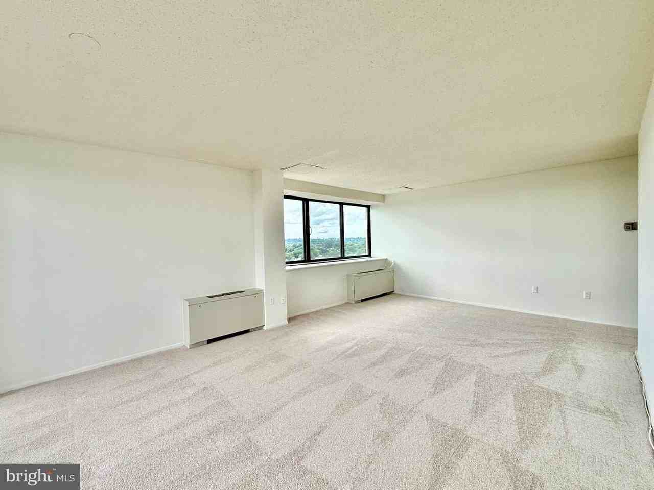 4141 N Henderson Rd - Photo 6 of 44