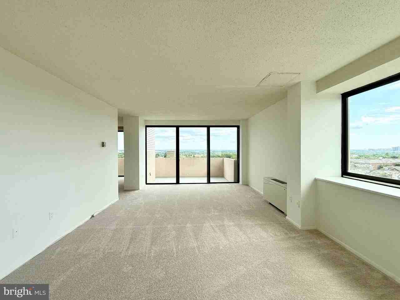 4141 N Henderson Rd - Photo 7 of 44
