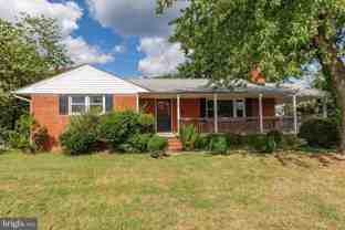 125 Hillcrest Dr - Photo 1 of 1