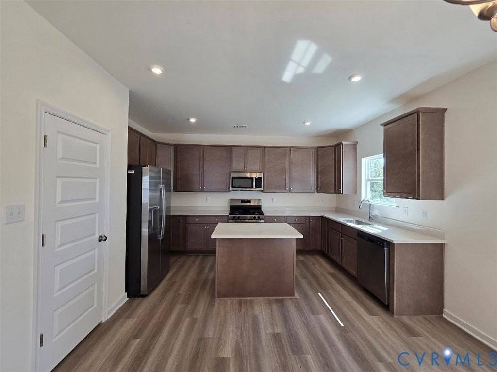 3817 Kinalin Ln - Photo 2 of 23