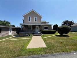 featured image of 100 Rose Ln #1