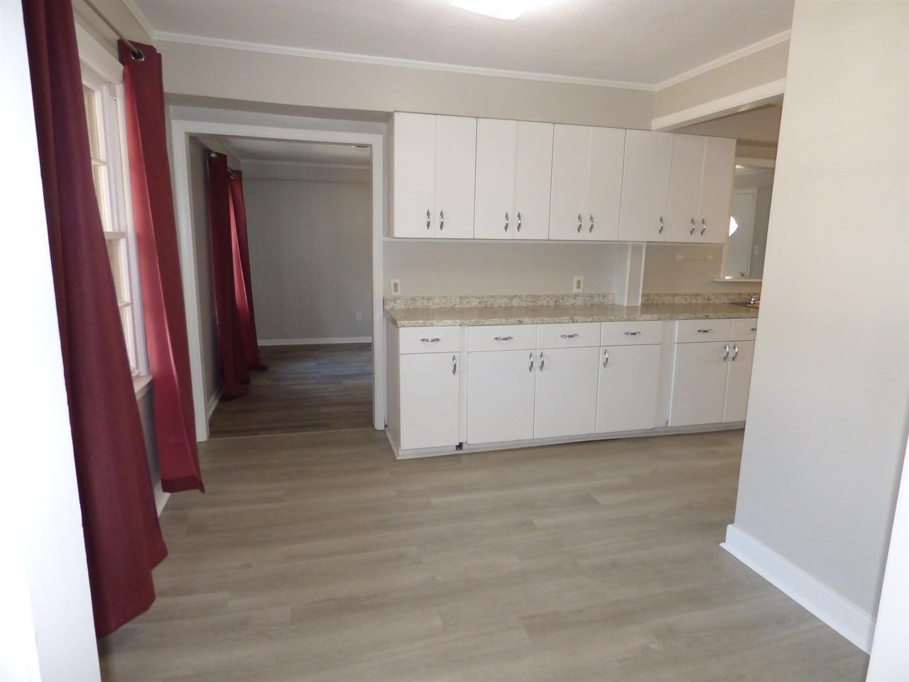 4485 Boyce Rd - Photo 3 of 13