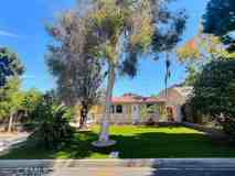 26420 Pineknoll Ave - Photo 1 of 1