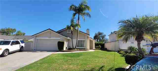 2831 Penasco - Photo 2 of 8