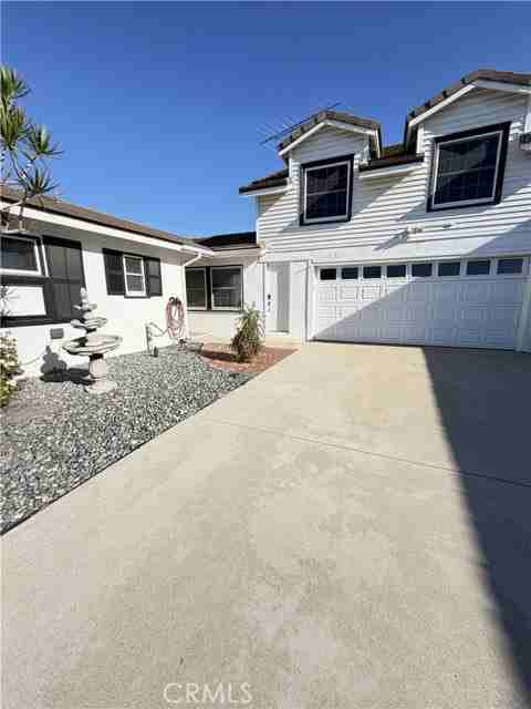 9441 El Blanco Ave