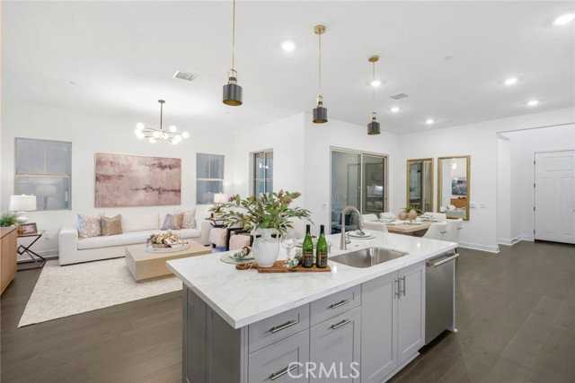 149 Great Park Blvd - Photo 2 of 8