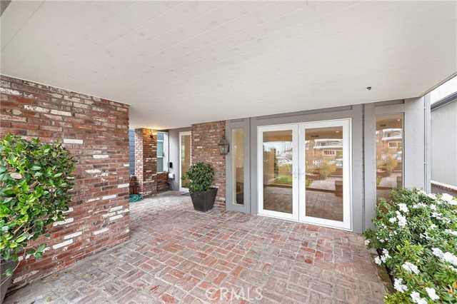 411 Goldenrod Ave #A - Photo 3 of 7