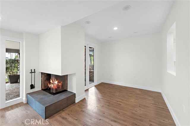 411 Goldenrod Ave #A - Photo 4 of 7