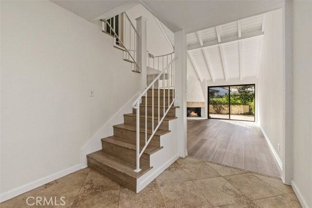 25572 Spinnaker Dr - Photo 5 of 8