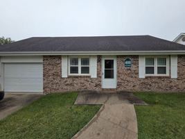 featured image of 402 E North St