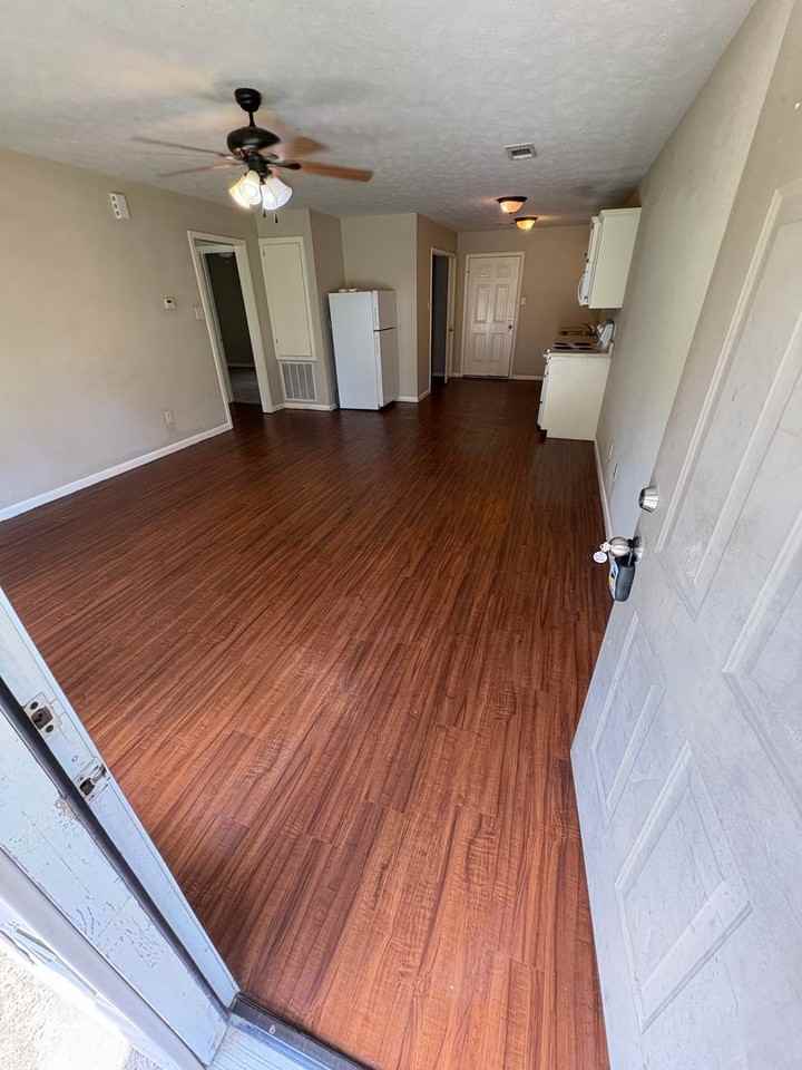 24 24 1-5 Oddie Ln. - Photo 2 of 11