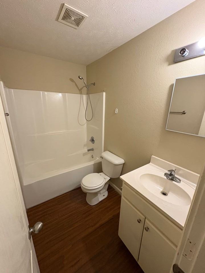 24 24 1-5 Oddie Ln. - Photo 7 of 11