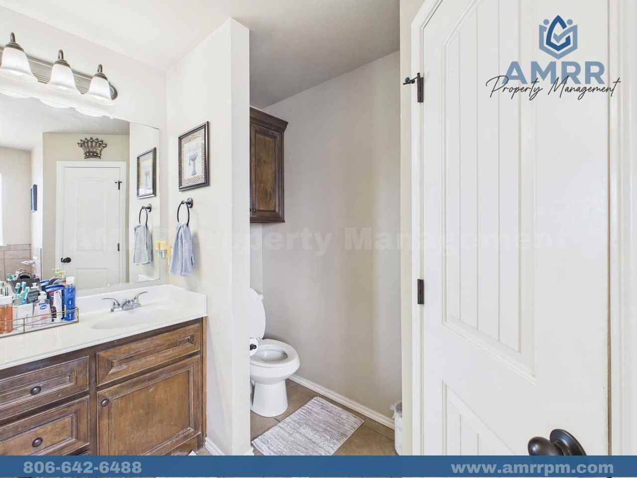 211 Dowden Rd - Photo 3 of 17