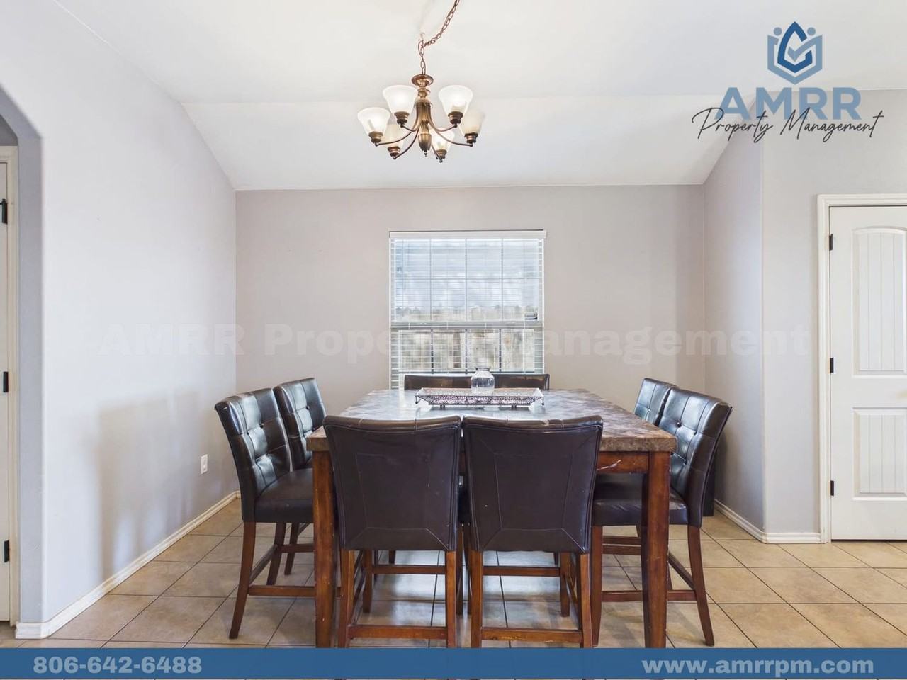 211 Dowden Rd - Photo 7 of 17