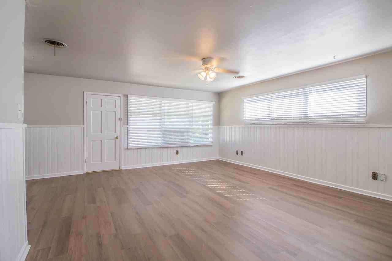 4930 17th St #1 - Photo 4 of 26