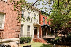 featured image of 1114 Grove Ave