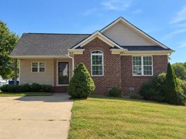 featured image of 714 Ralph Graham Dr