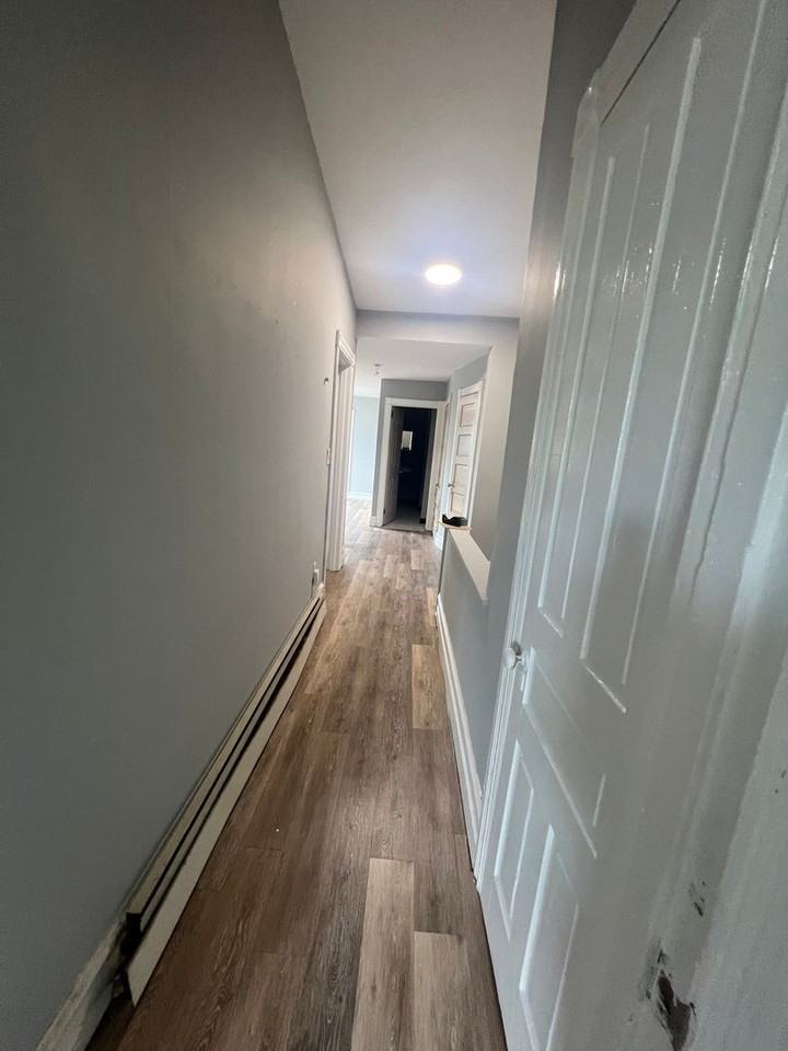 342 N 9th St - Photo 6 of 7