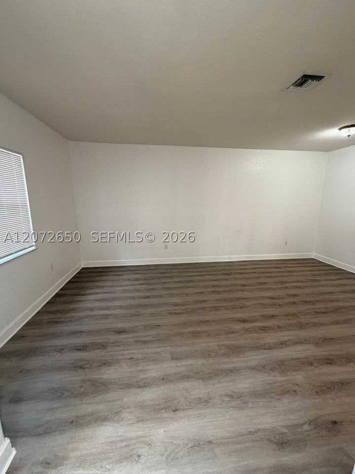8366 Sw 29th St #106 - Photo 4 of 22