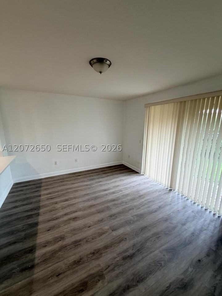 8366 Sw 29th St #106 - Photo 5 of 22