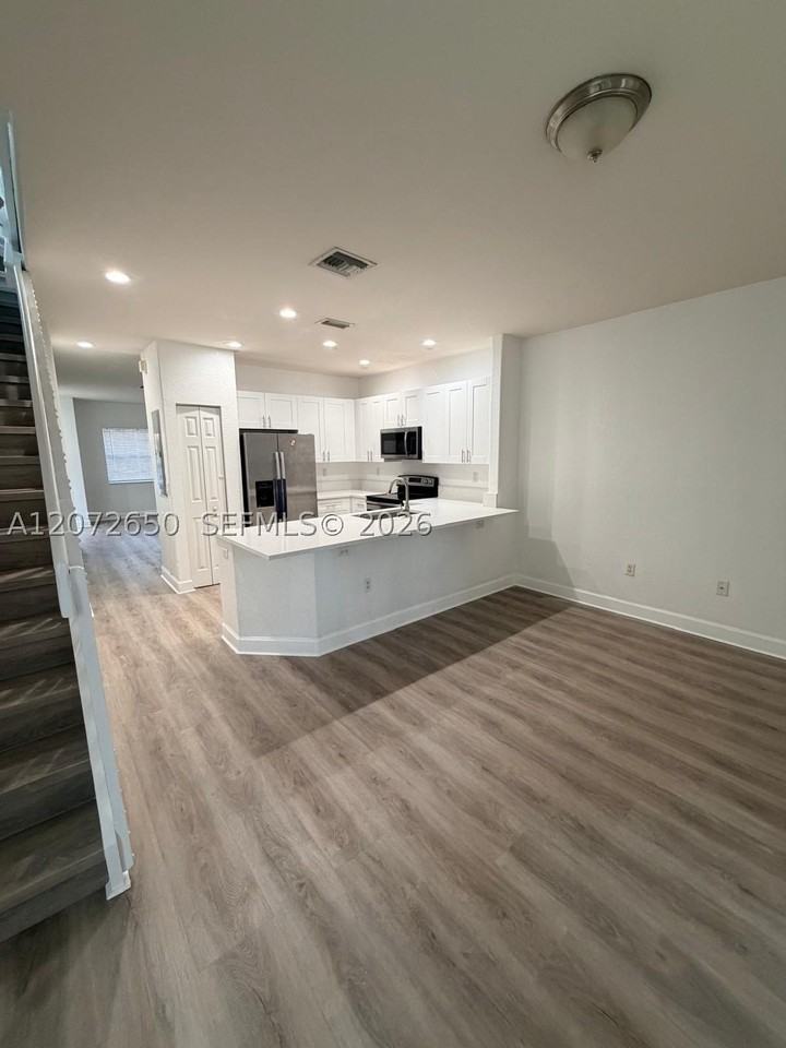 8366 Sw 29th St #106 - Photo 6 of 22