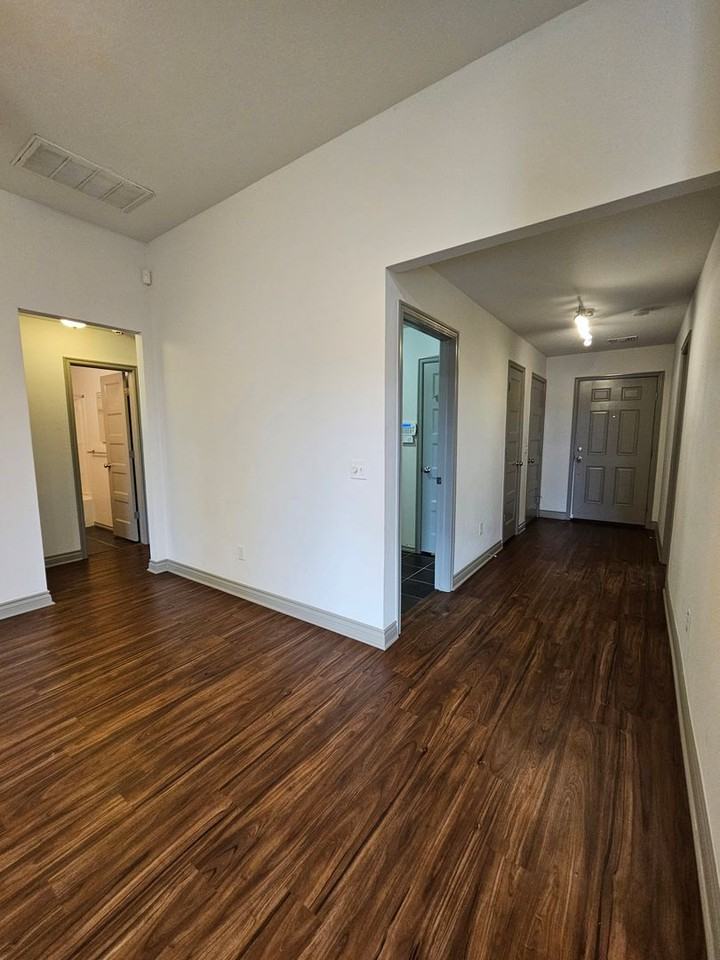 2921 Lerkim Ln - Photo 5 of 17