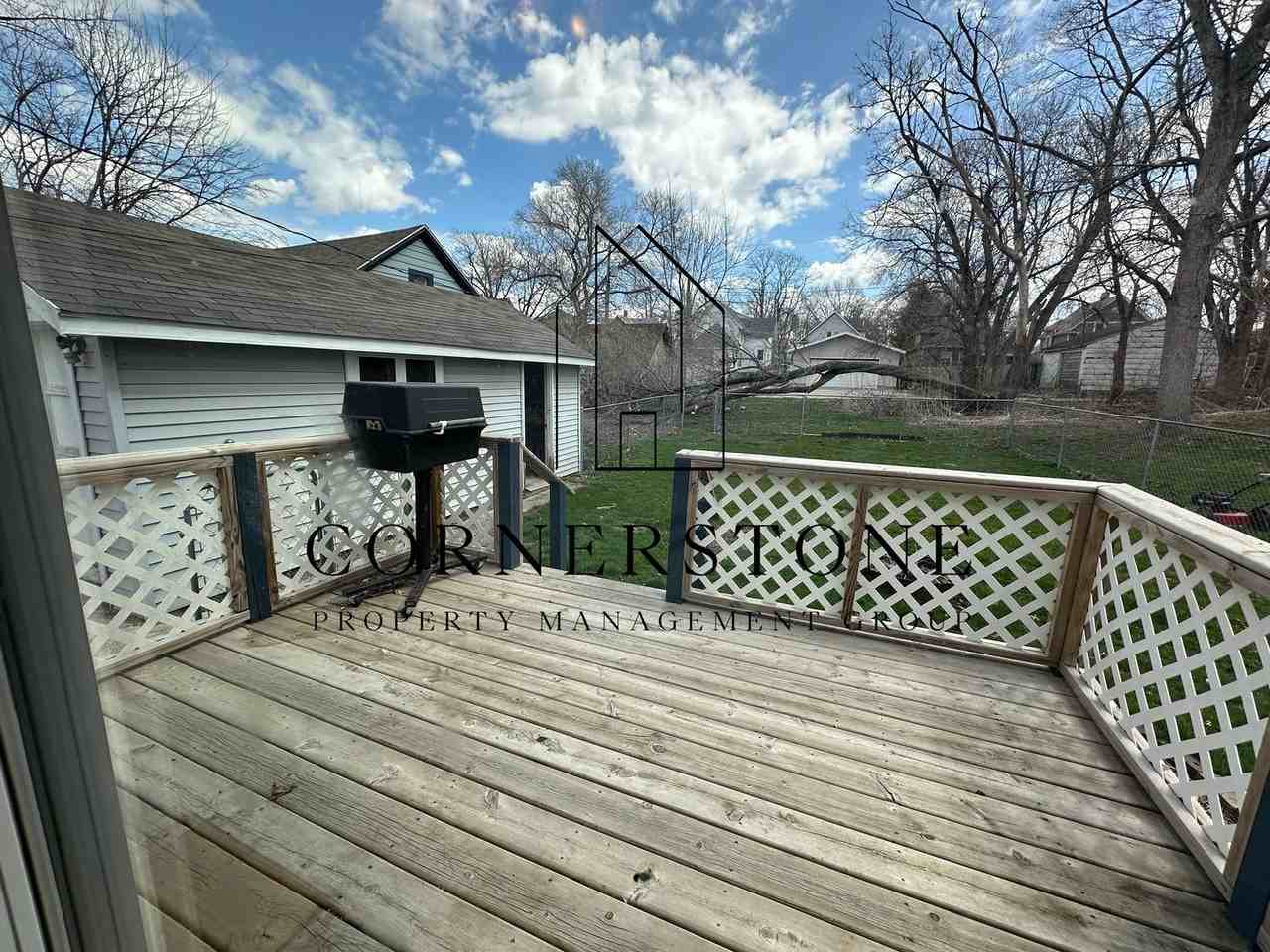 817 S 16th St - Photo 7 of 7
