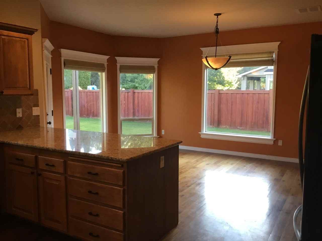 680 E Havasupai St - Photo 5 of 27
