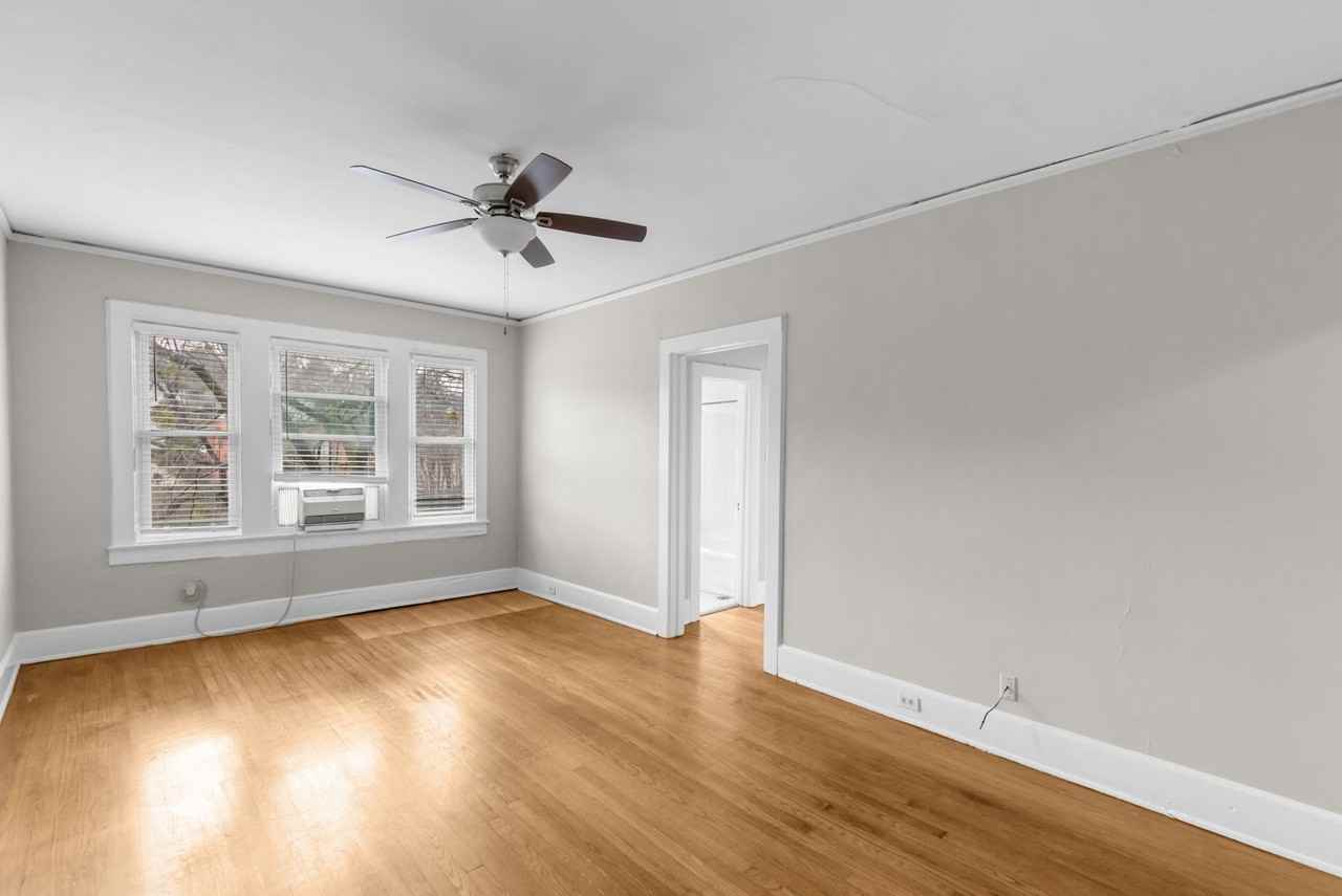 Clairmont Apartments - Photo 2 of 6