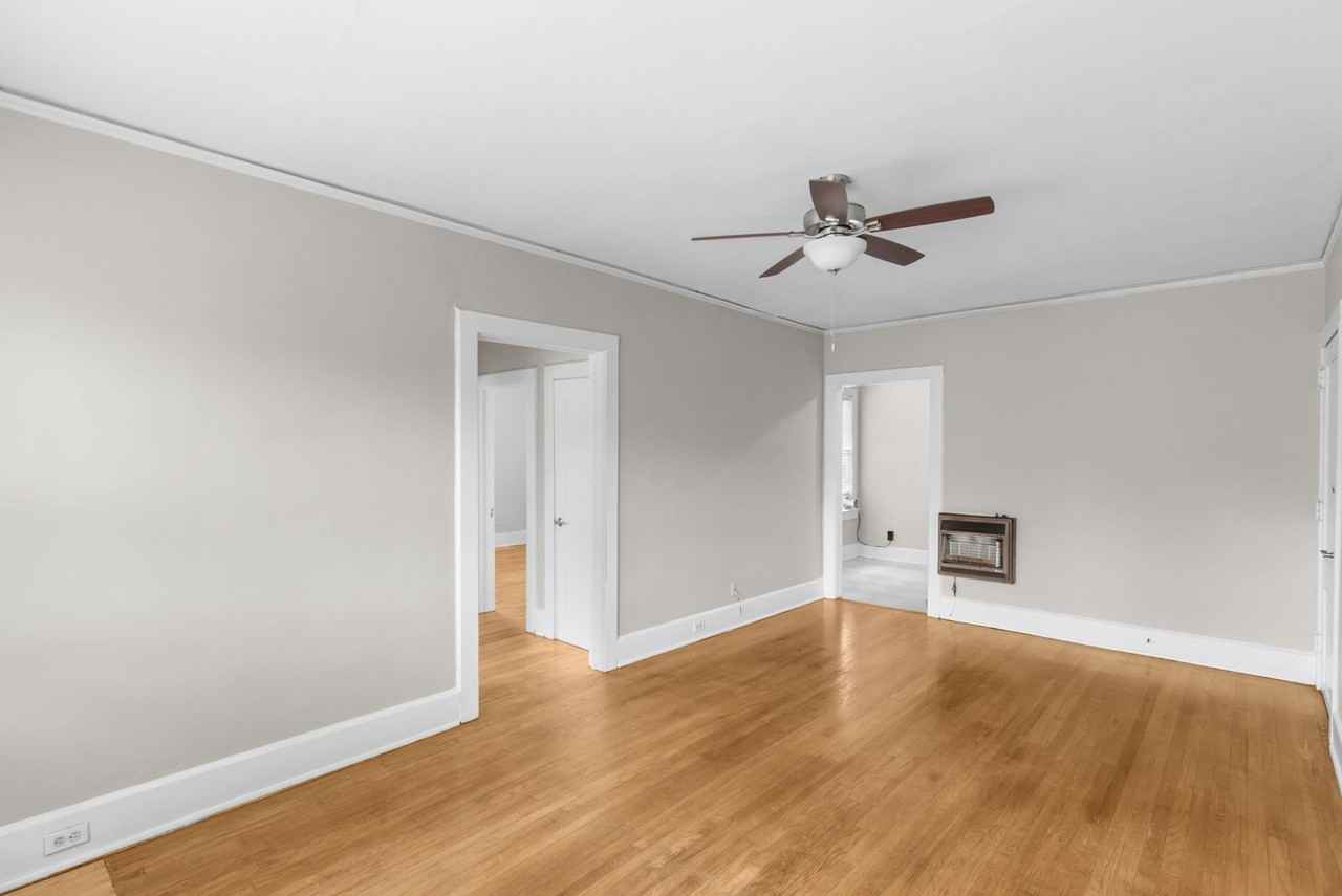 Clairmont Apartments - Photo 4 of 6