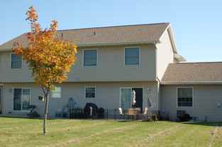 2655 Wisconsin St - Photo 1 of 1