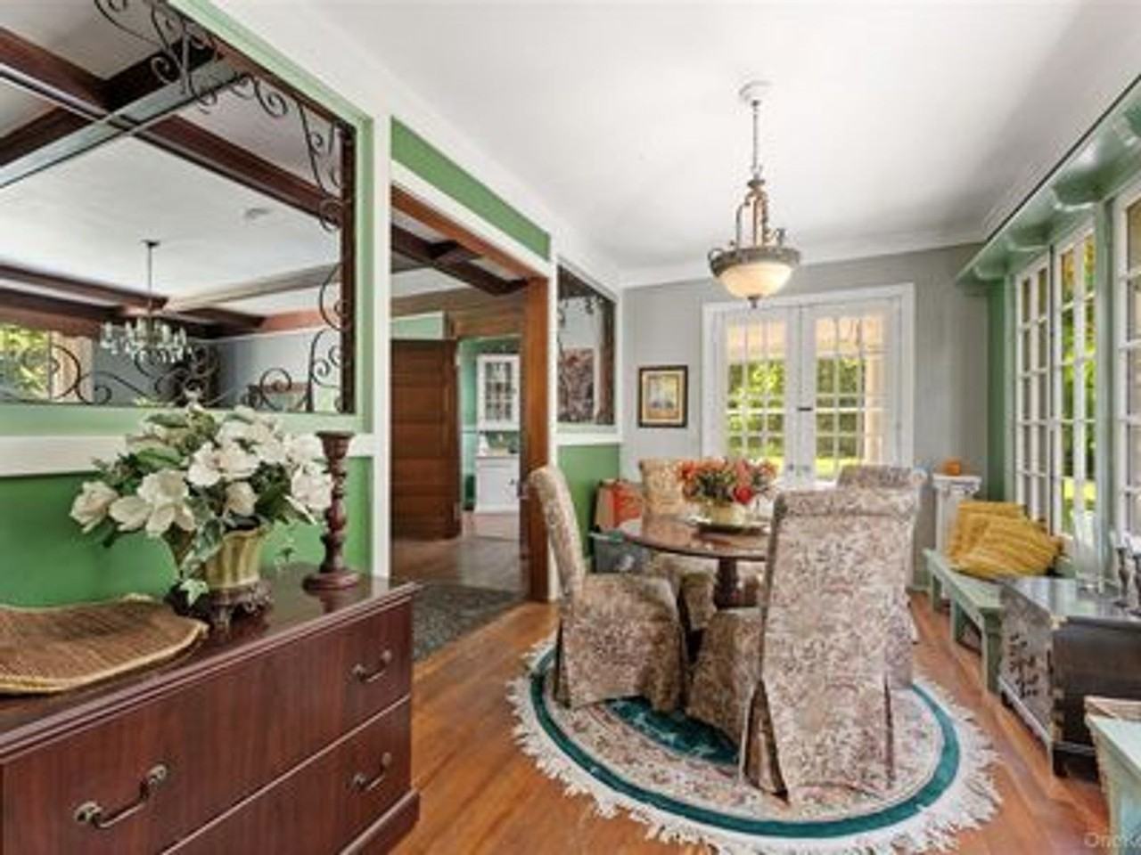 5 Trinity Pl - Photo 2 of 50