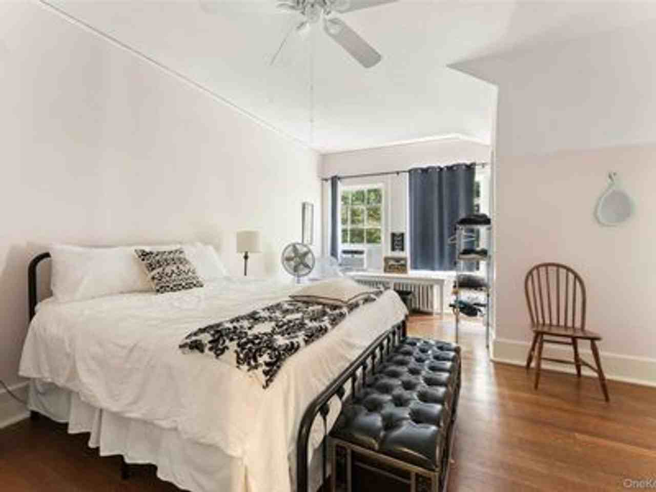 5 Trinity Pl - Photo 4 of 50