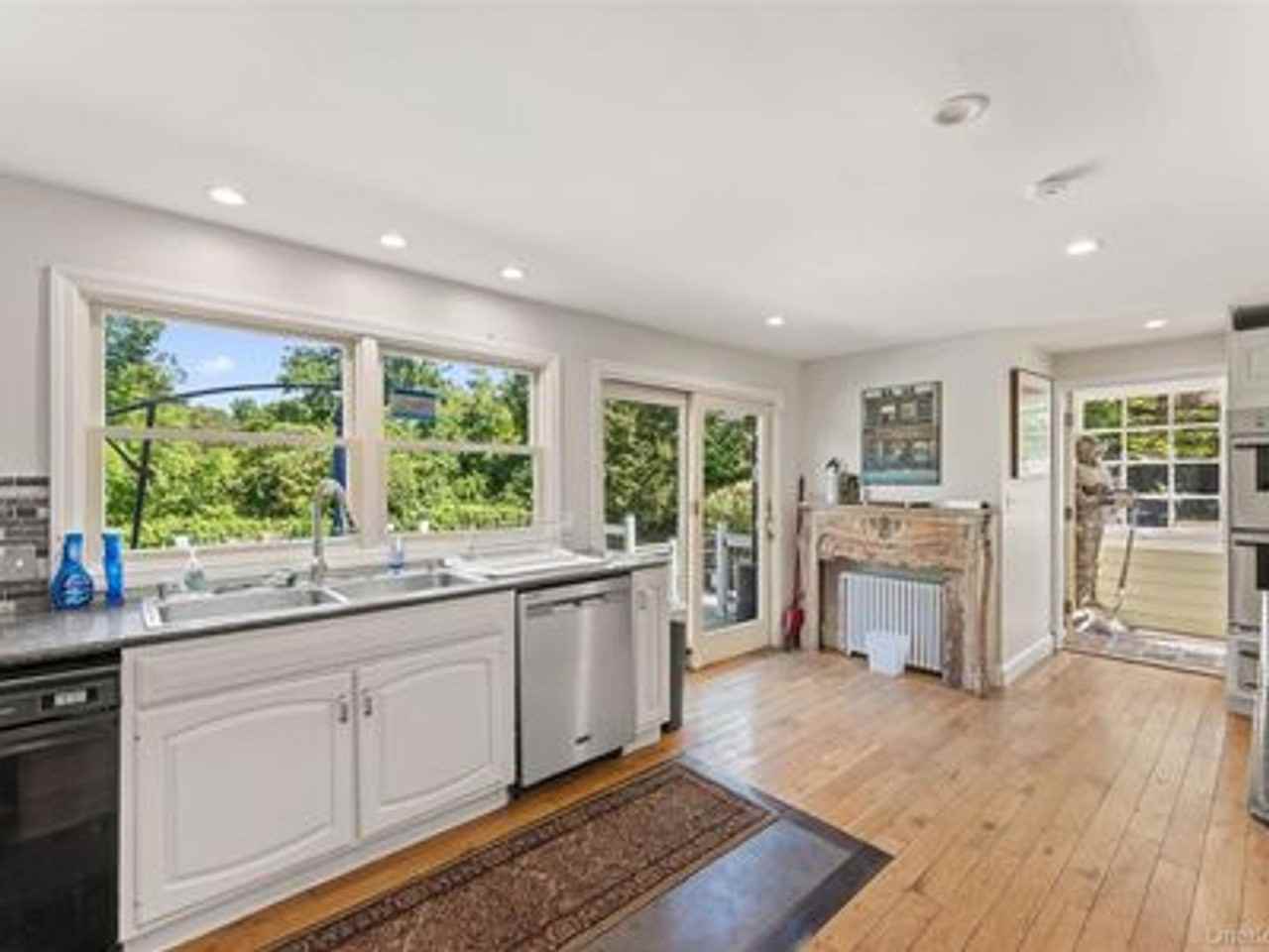 5 Trinity Pl - Photo 5 of 50