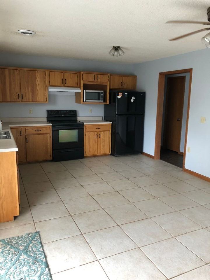 317 Palomino Ln - Photo 2 of 10