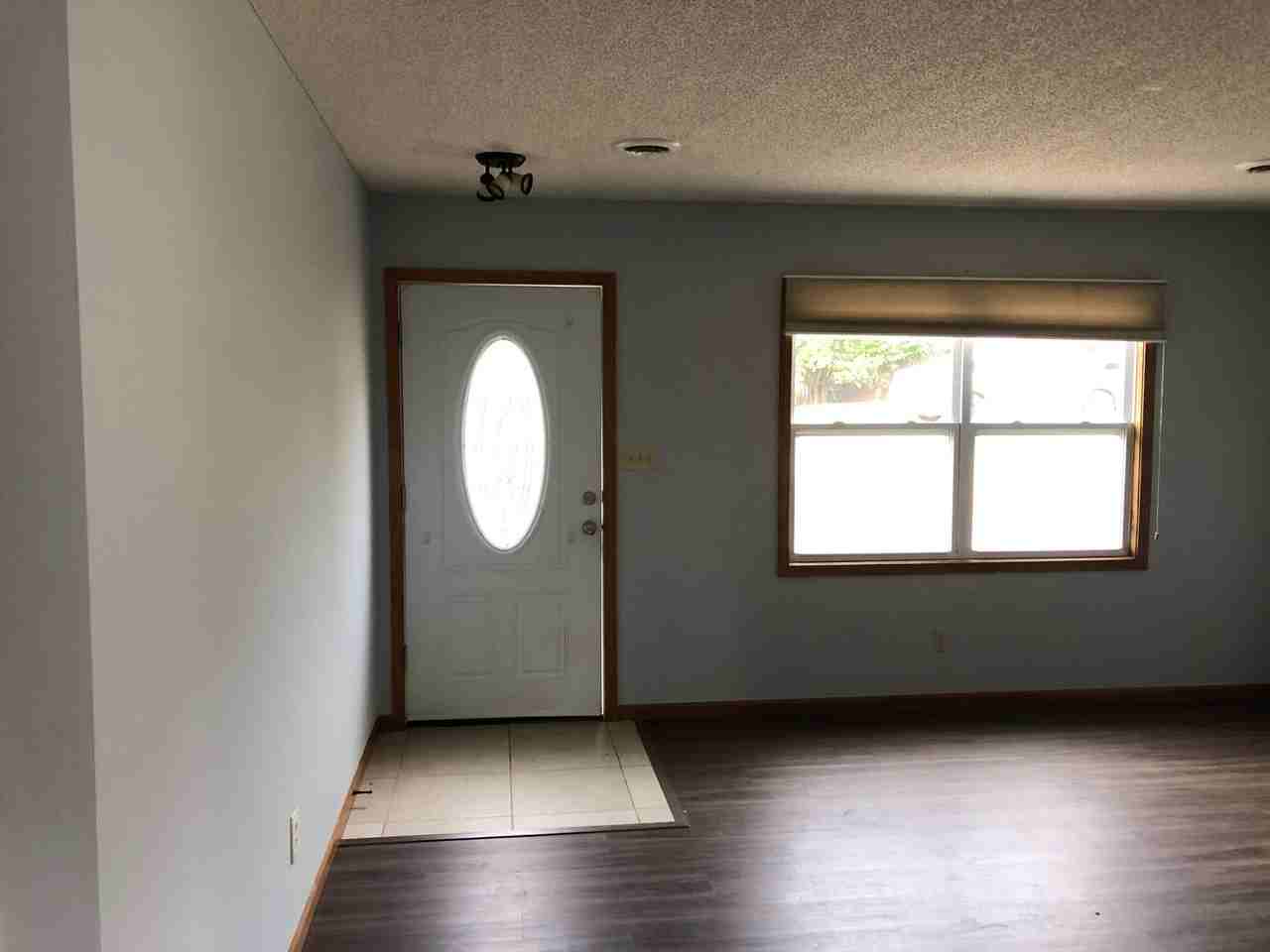 317 Palomino Ln - Photo 4 of 10