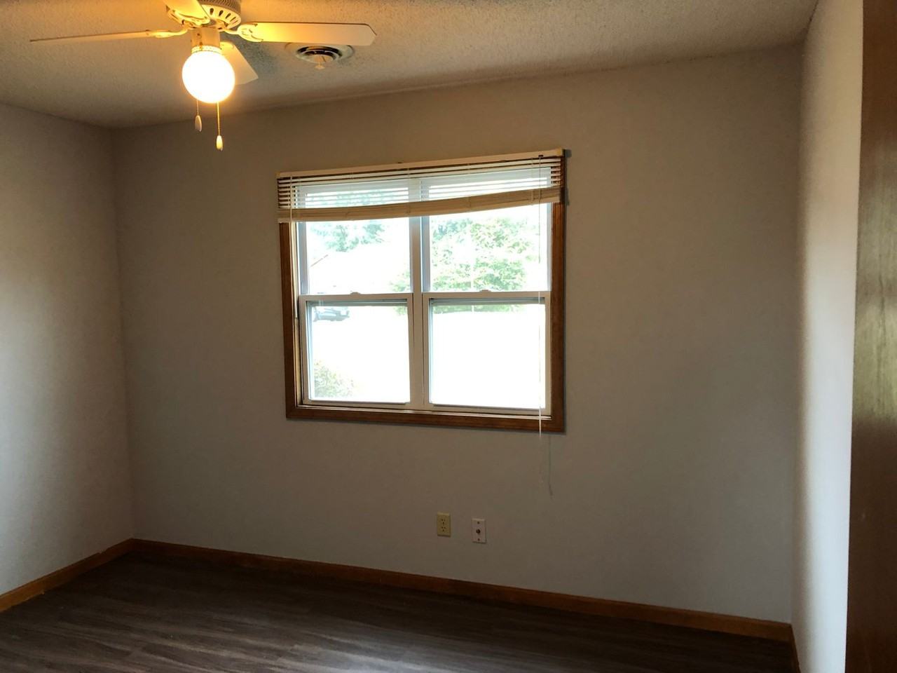 317 Palomino Ln - Photo 7 of 10