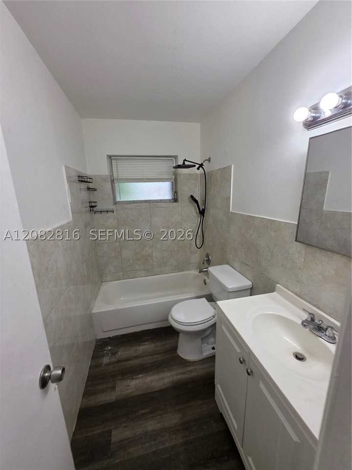 1961 Liberty St #1 - Photo 6 of 7