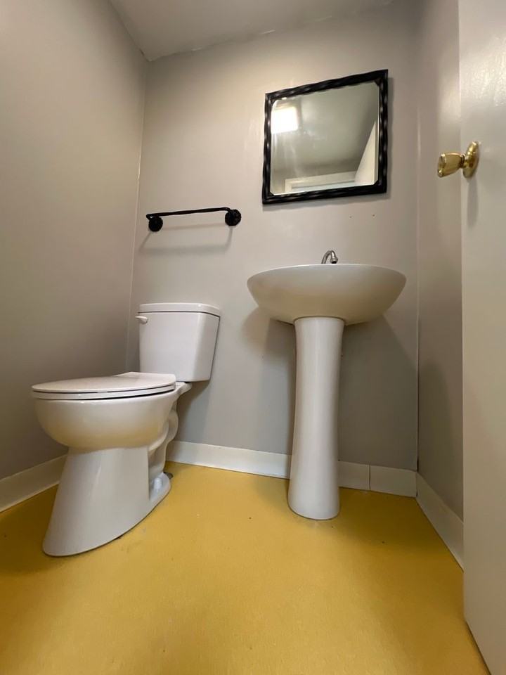 1814 E Southdowns Dr - Photo 5 of 15
