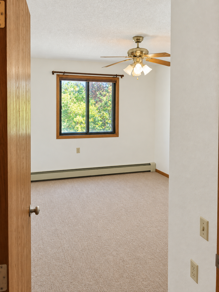 River Ridge Apartments - Photo 7 of 21